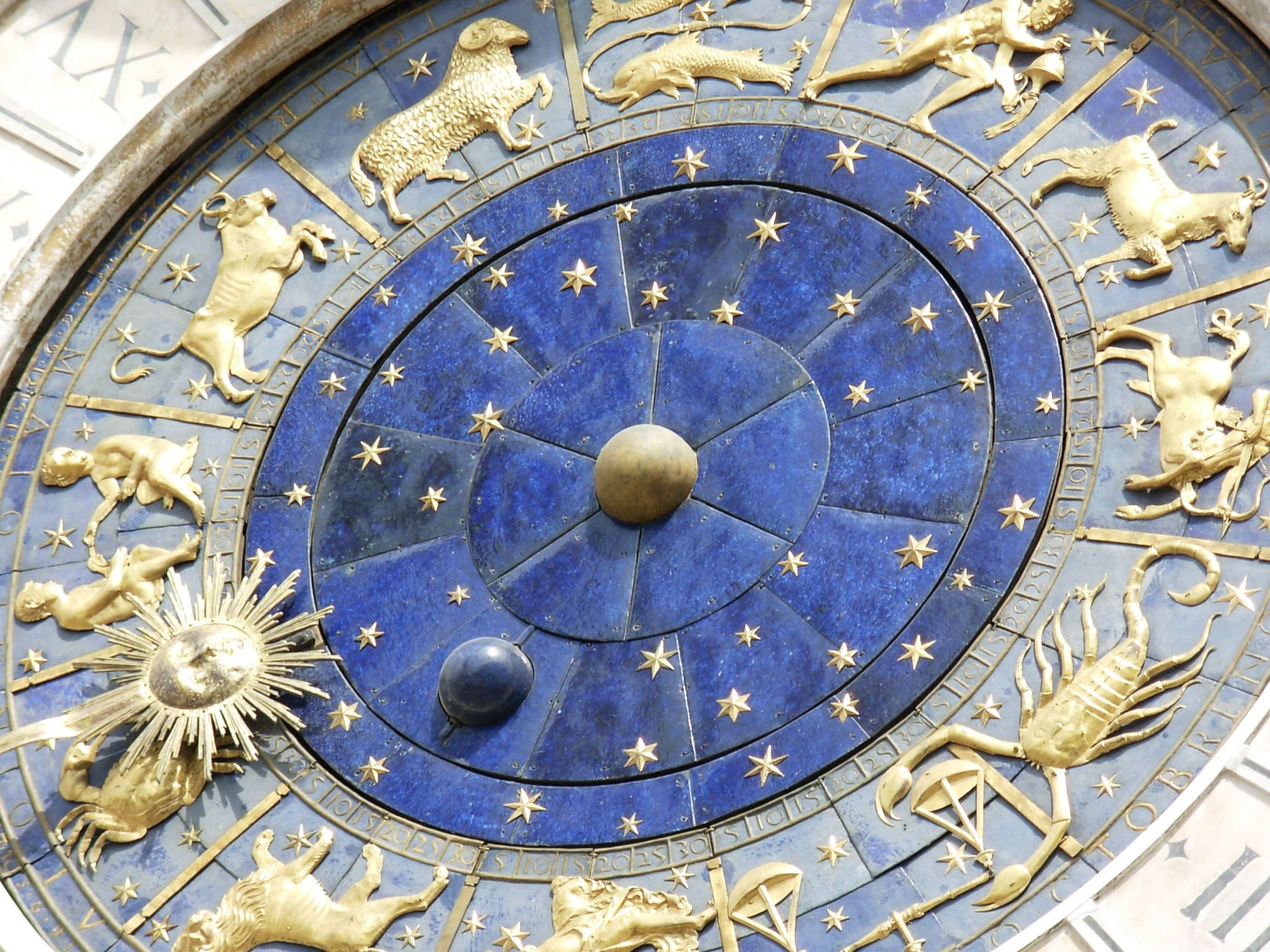 wp-content/uploads/2024/11/venice-timepiece-circle-art-historical-dome-880934-pxhere.com_.jpg